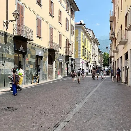 Appartement Nest On The Roofs - Affitti Brevi Italia Lecco